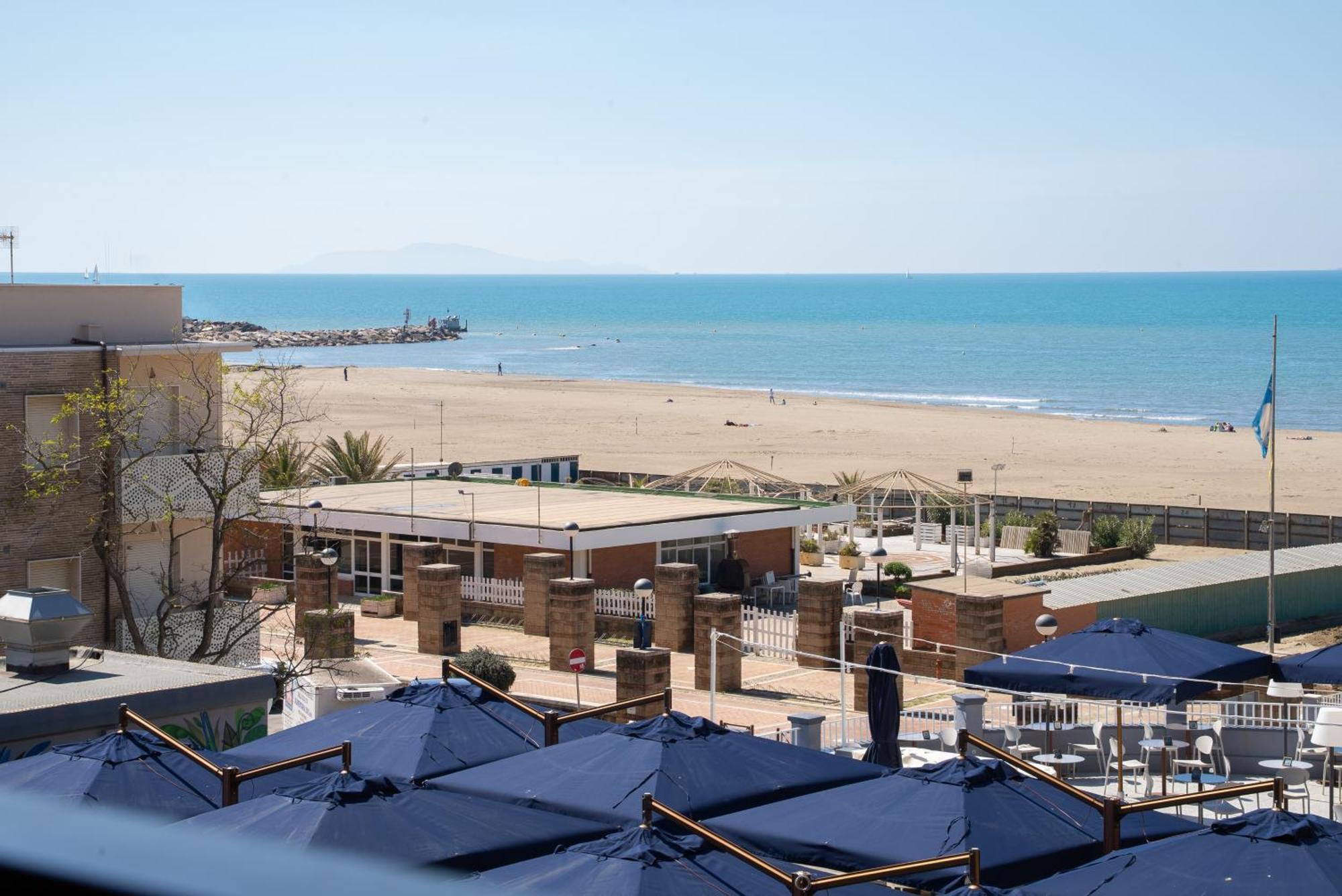 Aparthotel La Rosa Di Nettuno *
