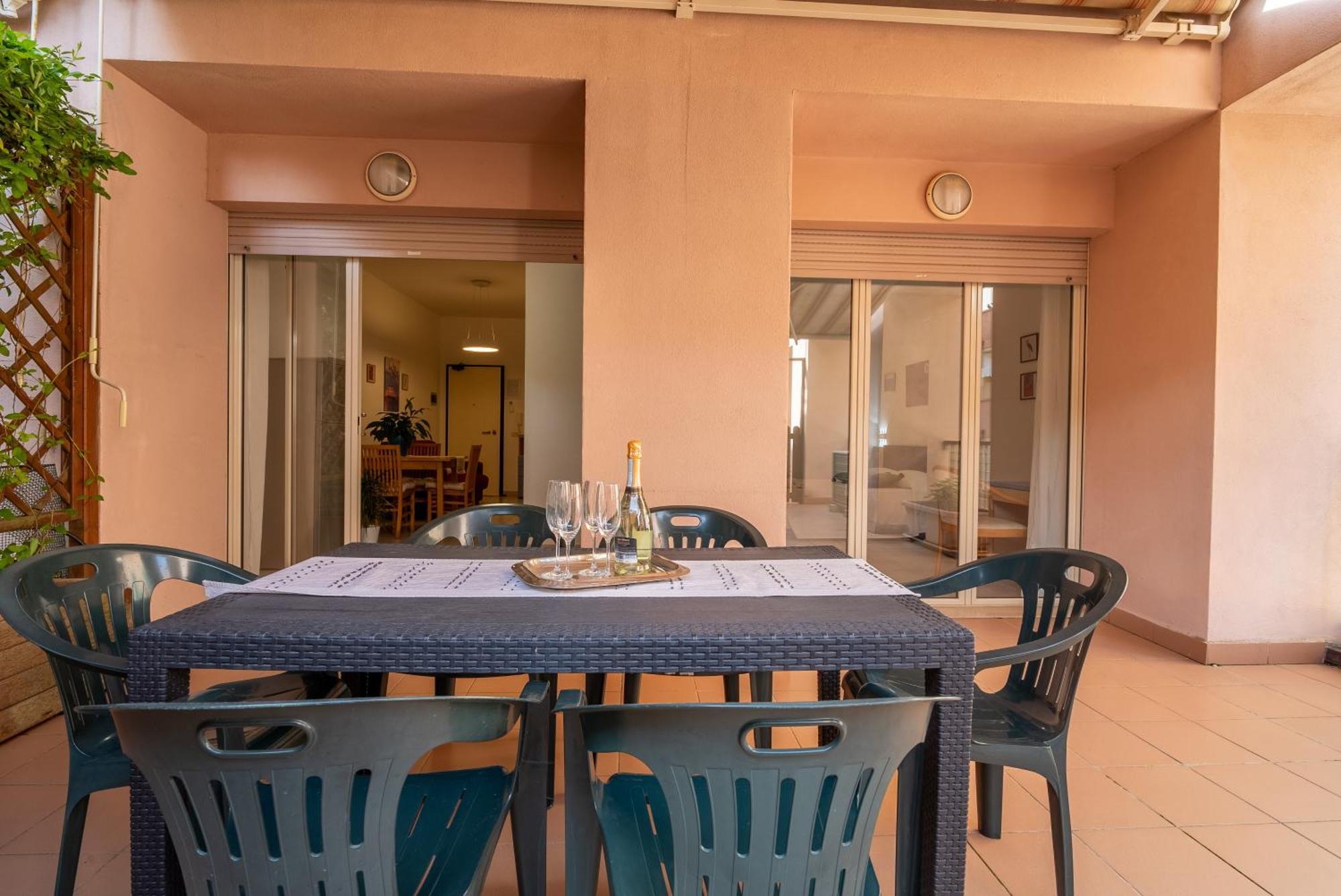La Rosa Di Nettuno Aparthotel